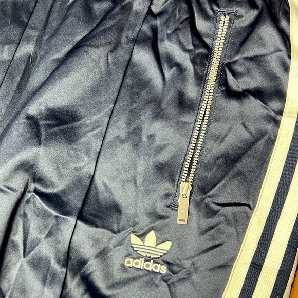 ADIDAS JOGGERS - Picture 2 of 9